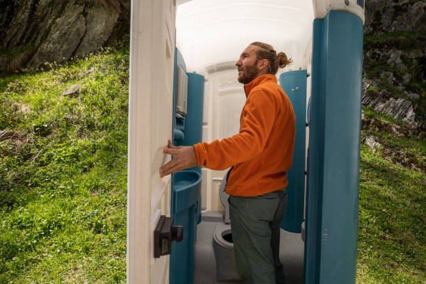 Best Portable bathroom rental  in Waukomis, OK