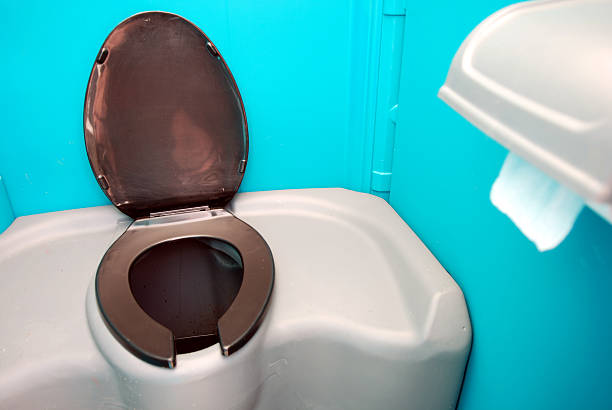 Portable Toilet Options We Offer in Waukomis, OK